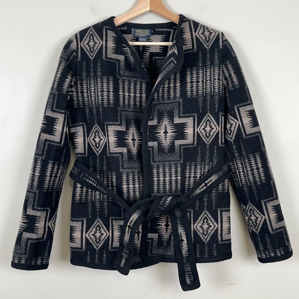 Pendleton Black and Cream Geometric Patterned Belted Jacket